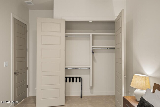 Building Photo - 828 Acton St