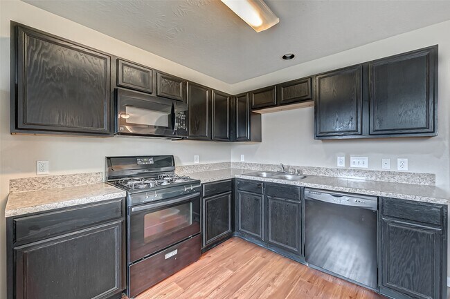 Building Photo - 838 Darbydale Crossing Ln