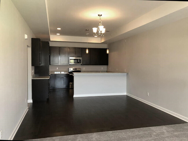 Building Photo - 5535 Arbor Chase Dr