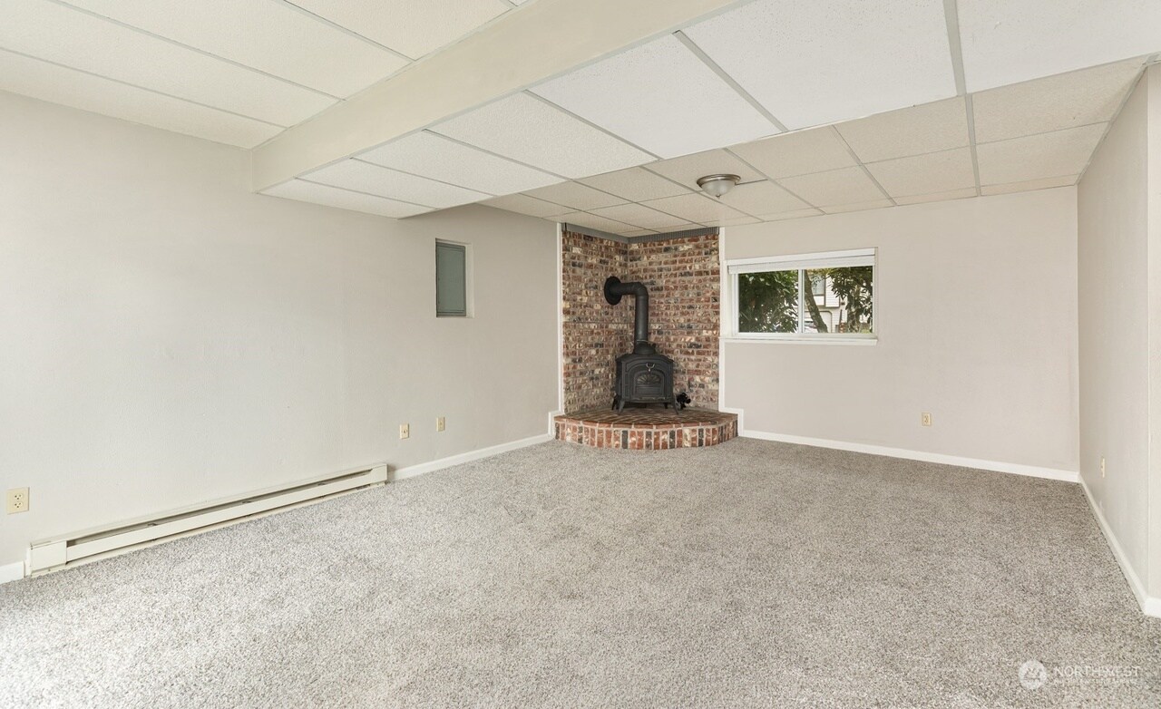 Building Photo - 15220 SE 179th St