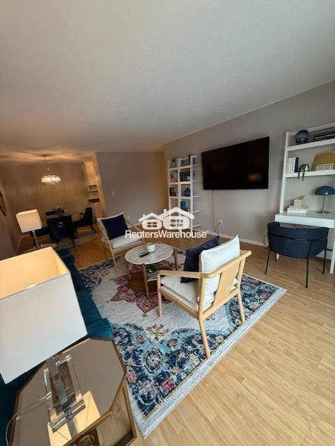 Building Photo - Available Now: Beautiful Fully Furnished 2...