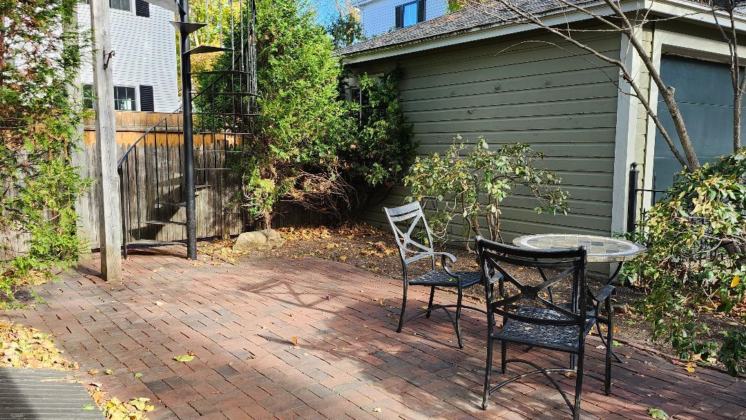 Common patio area - 59 Prospect St