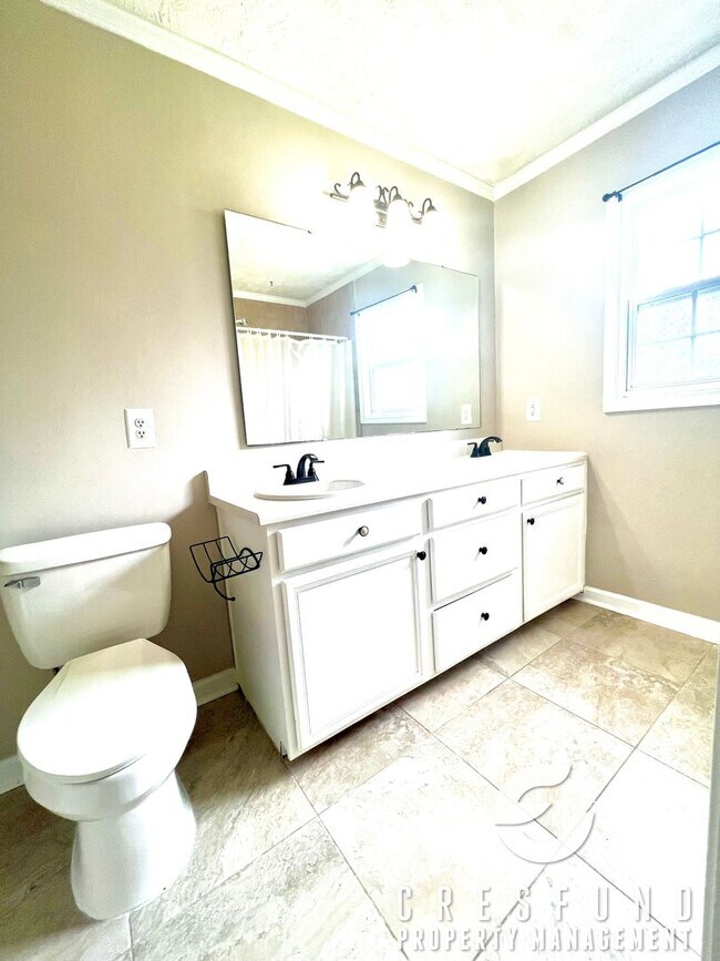 Building Photo - Coming Soon (End of July) 3Br 3 Bath Locat...