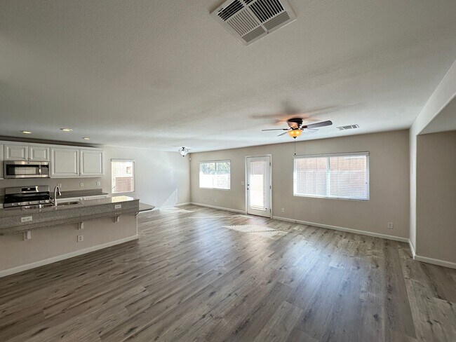 Building Photo - Rhodes Ranch-Parcel 11-Phase 1