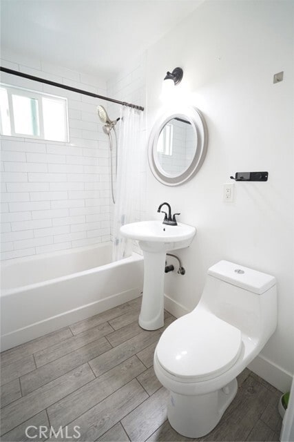 Building Photo - 2561 El Toro Rd