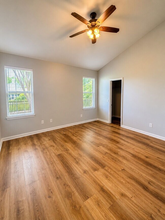 Building Photo - 1589 Thomas Barksdale Way