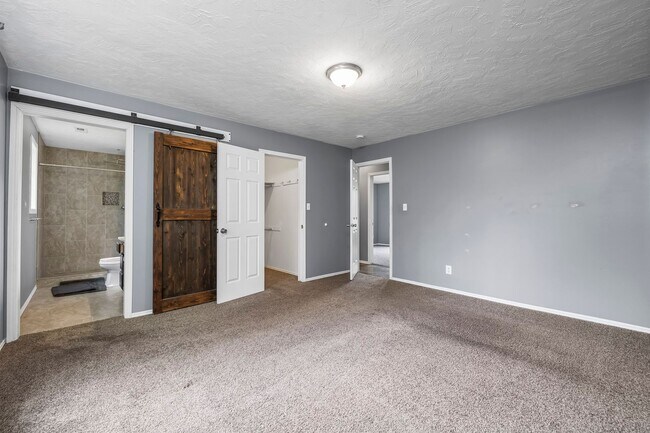 Building Photo - 4 Bedroom Family Home in Beautiful American Fork!