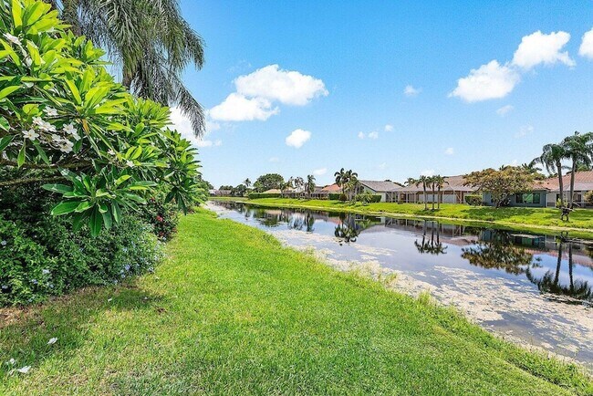 Building Photo - 9359 Aqua Vista Blvd