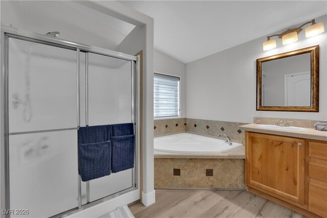 Building Photo - 6425 W Quail Ave