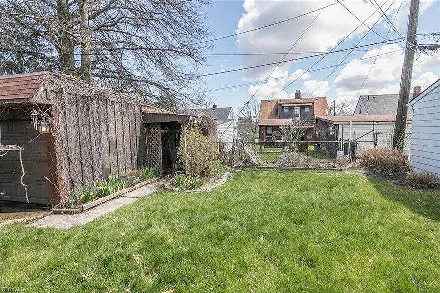 Building Photo - 3125 W 140th St
