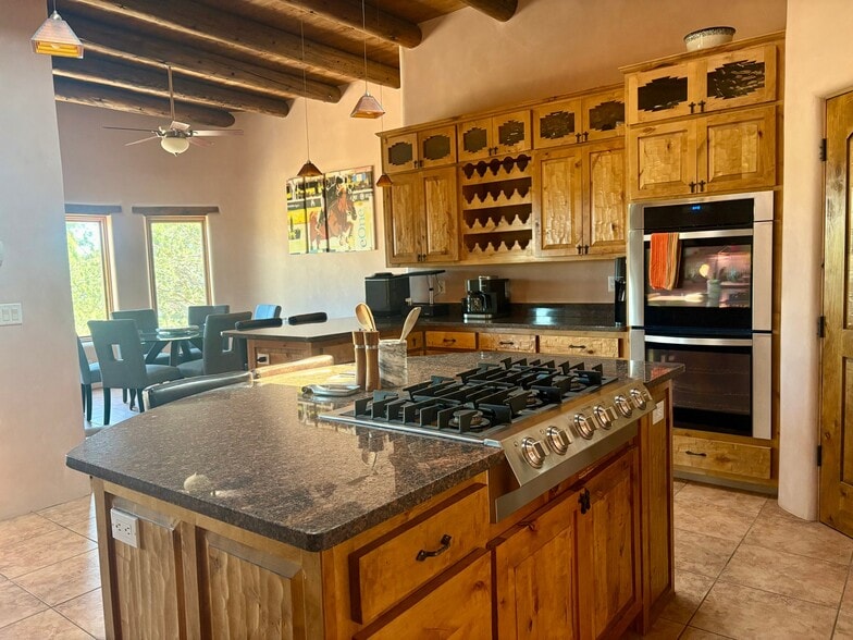 Building Photo - 31 Cll Capulin