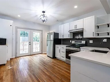 Building Photo - 3814 Wayne Ave