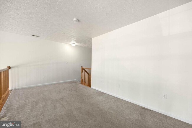Building Photo - 9549 Wedge Way