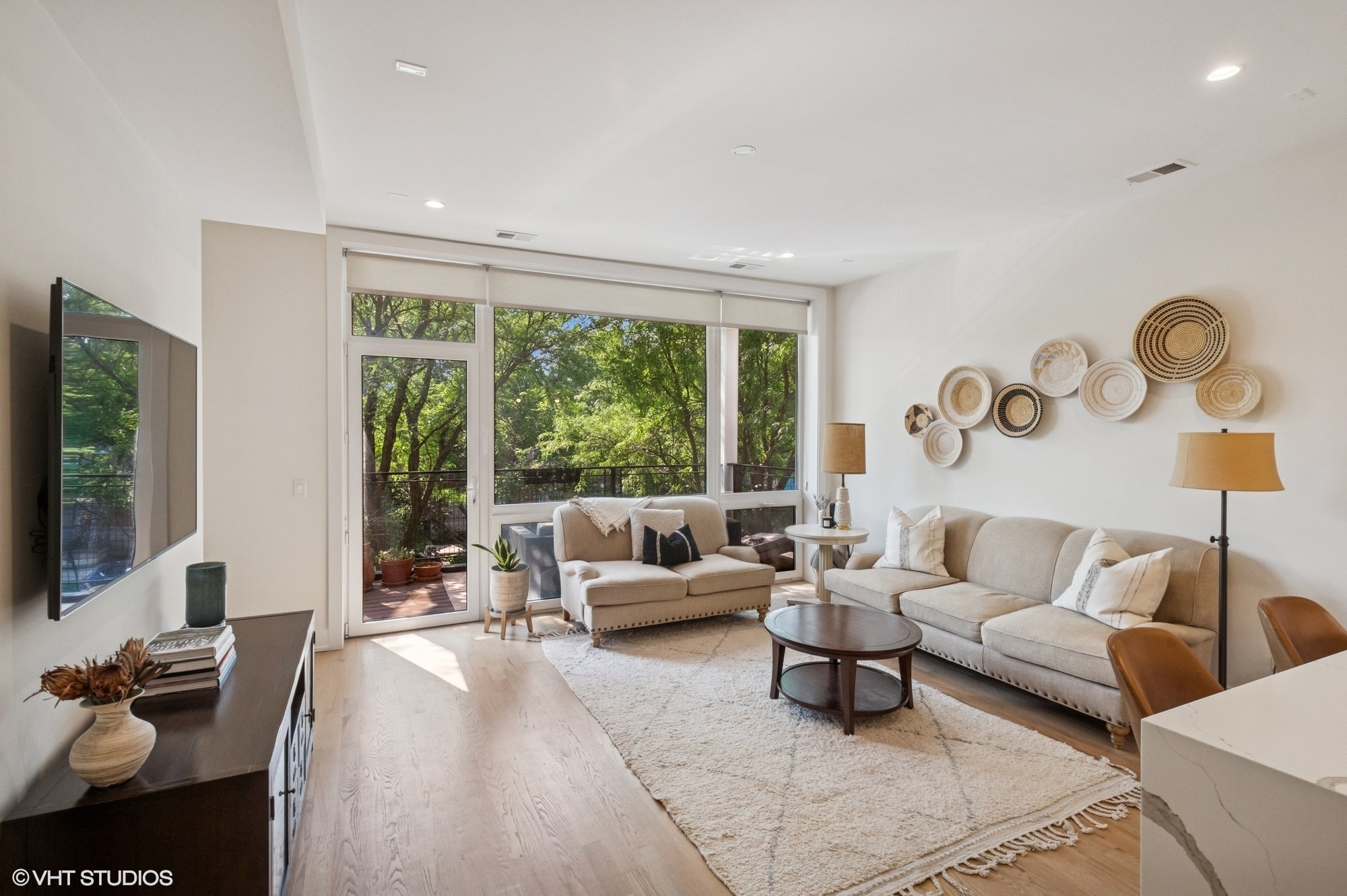 Building Photo - 1753 N Kedzie Ave