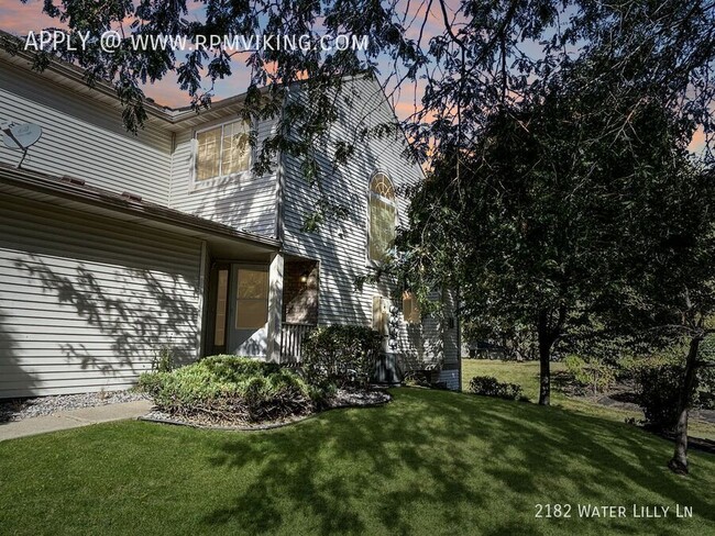 Primary Photo - 3br 2.5ba 2cg ~ Security Deposit Free Alte...