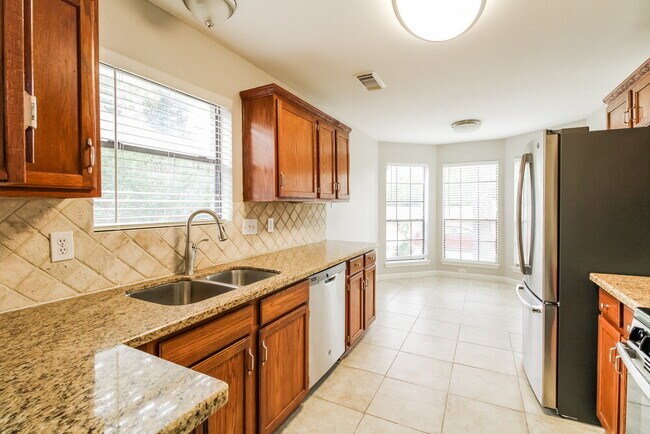 Building Photo - 17911 Poppy Trails Ln