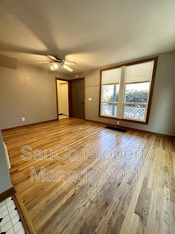 Building Photo - 5110 NE Glisan St
