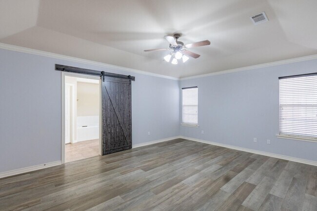 Building Photo - Updated 4/3/3 Located in Frenship ISD!