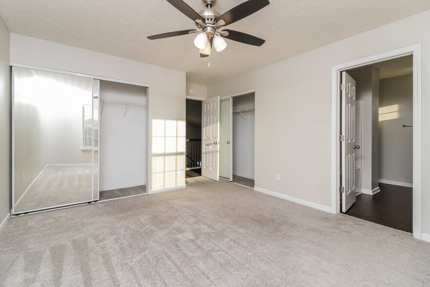 Building Photo - 124 Swanee Ln