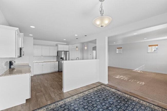 Building Photo - 1626 Dragon Tail Pl