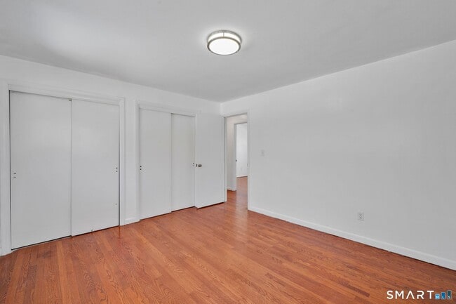 Building Photo - 178 Kelly Rd