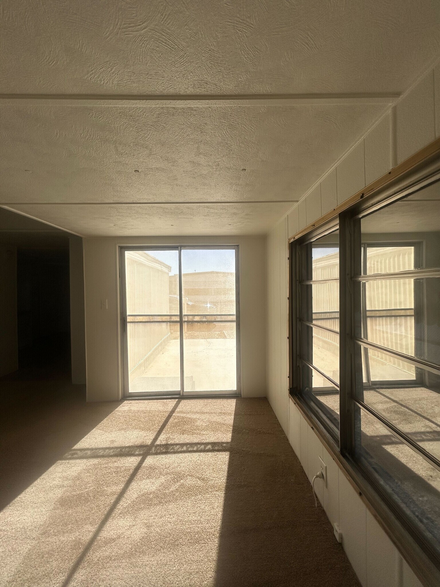 Building Photo - 3601 E Wyoming Ave