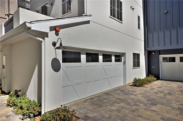 Building Photo - 4641 Cahuenga Blvd