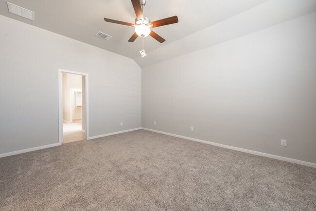 Building Photo - 3 Bed|2 Bath- with Study in Belton ISD