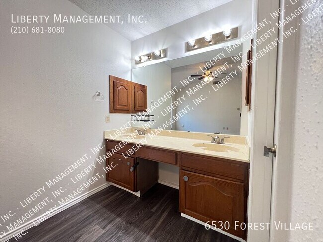 Building Photo - 6530 Forest Village