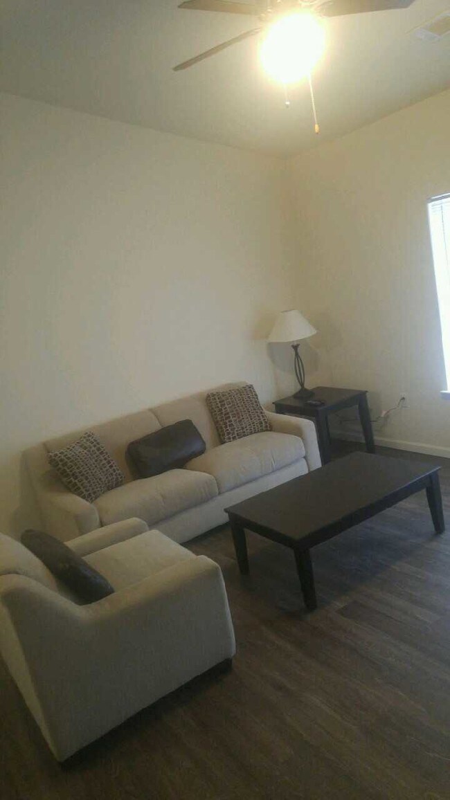 Broadway Apartments 931 854 9564