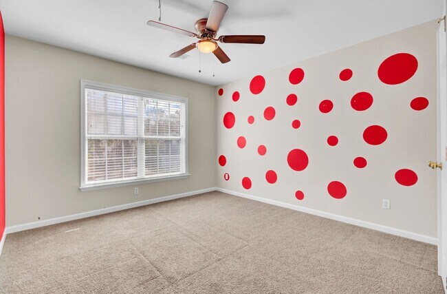 Building Photo - Spacious 5-Bedroom Rental with Dual Master...