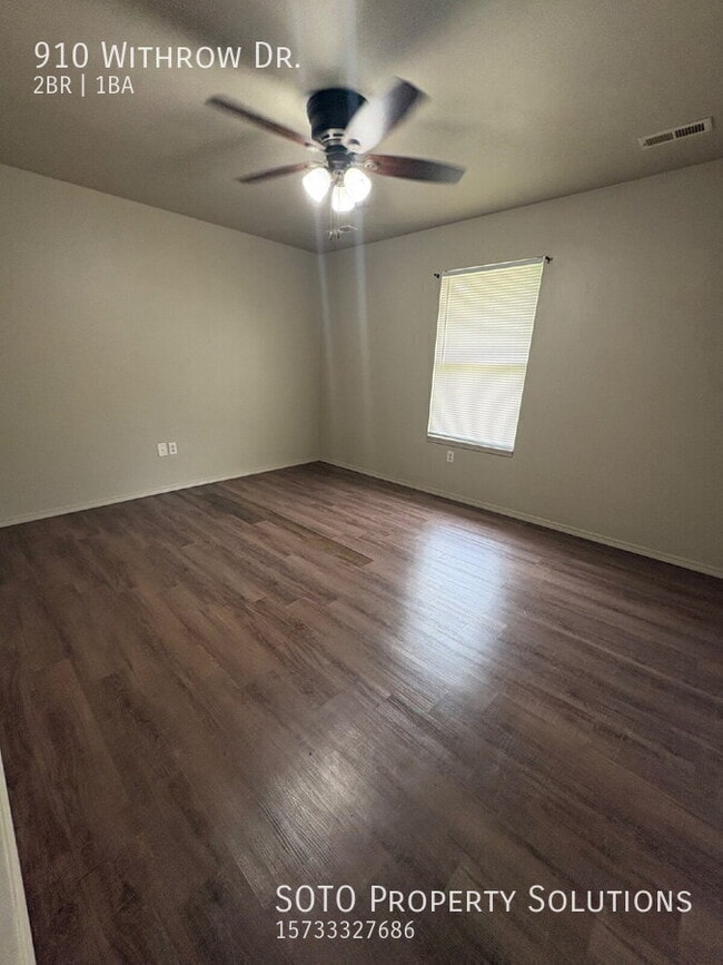 Building Photo - 910 Withrow Dr
