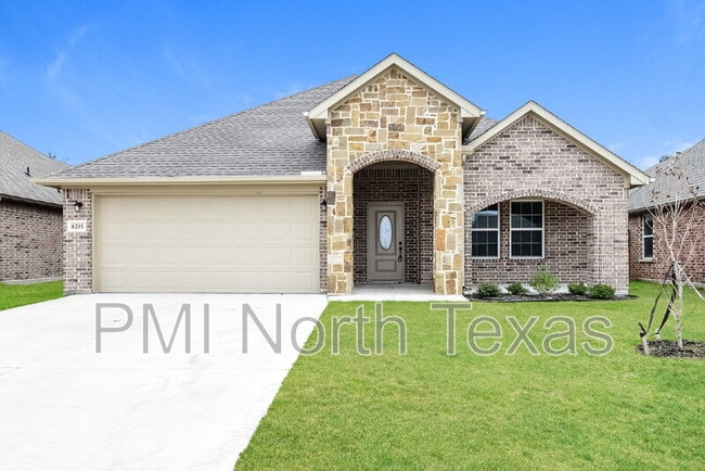 Building Photo - 8201 Scott Ln