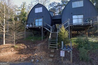 Building Photo - 1453 S Barnett Shoals Rd