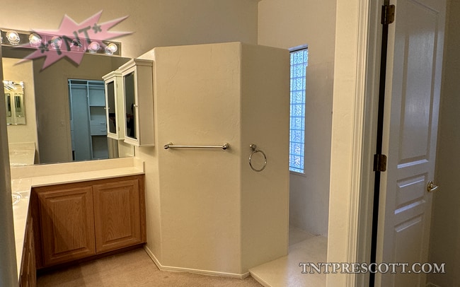 Building Photo - Home in Haisley Homestead HOA