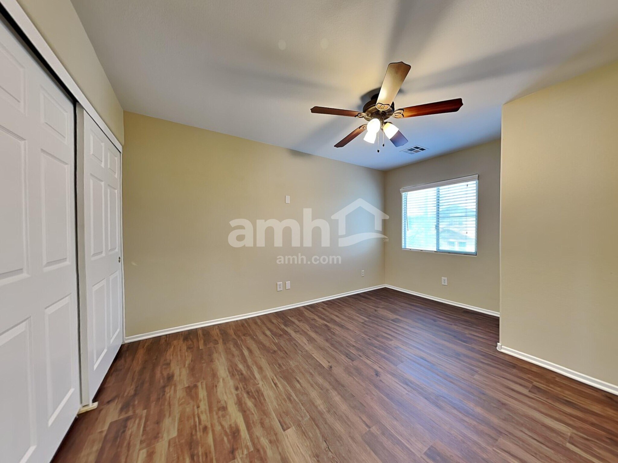 Building Photo - 10246 Massachusetts Ln