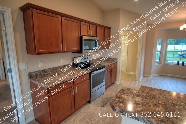 Building Photo - 11302 SW 62nd Cir