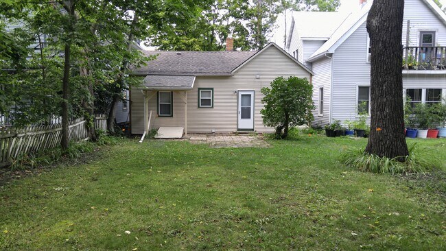 Back Yard View - 1015 E Gorham St