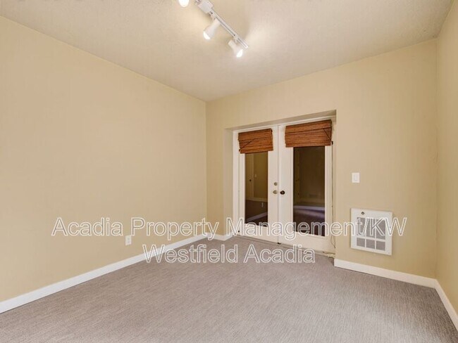 Building Photo - 11107 Gambel Oak Cir
