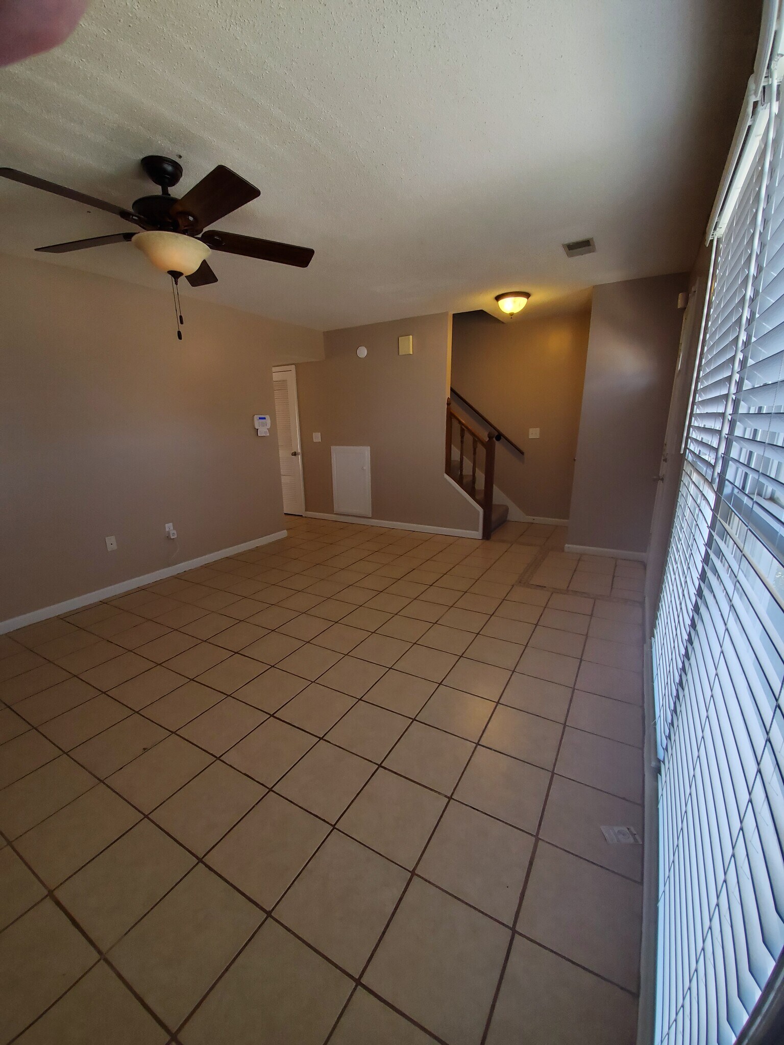 Building Photo - 4736 Cheshire Cir