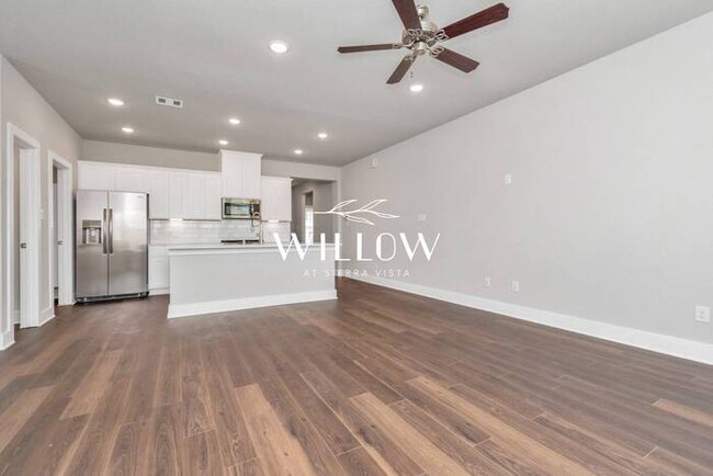 Building Photo - Spacious 4-Bedroom Home – 6 Weeks FREE Rent!