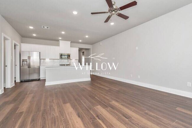 Building Photo - Spacious 4-Bedroom Home in a GREAT Community!