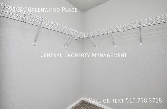 Building Photo - 278 NW Greenwood Pl