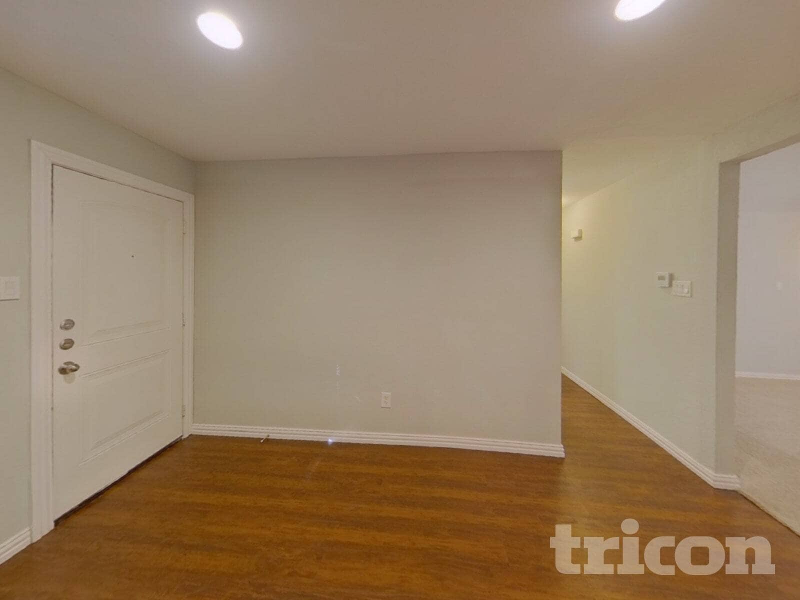 Building Photo - 126 Tharp St