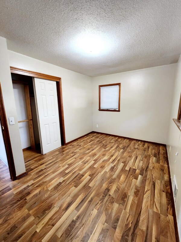 Building Photo - 7534 4th St NE