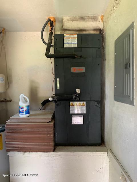 Building Photo - 726 Lund Ct