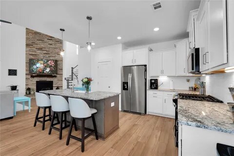 Building Photo - 109 Founders Blvd