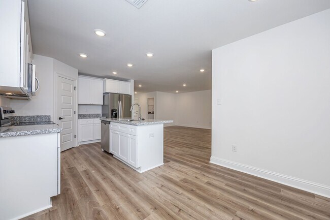 Building Photo - Brand-New Pet-Friendly 3BR/3BA Home with Large Bonus Room in Ocean Springs!