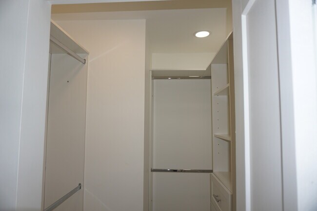 Building Photo - 15614 SW 110th Terrace