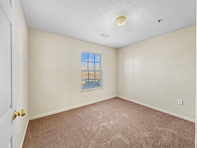 Building Photo - 19362 Chelsey Dr